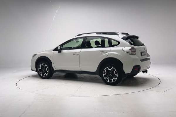 2016 Subaru XV 2.0i G4X thumb-5