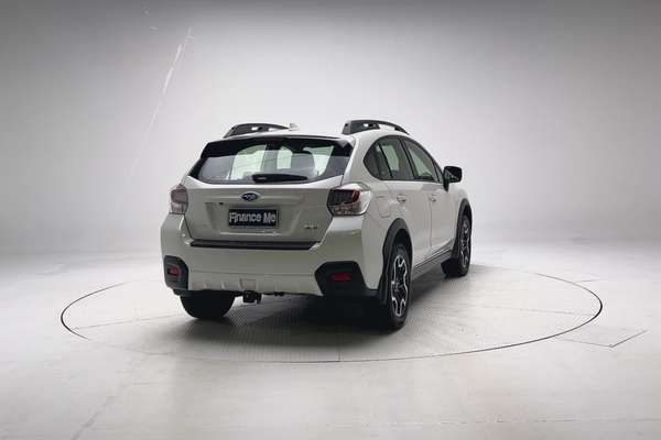 2016 Subaru XV 2.0i G4X thumb-7