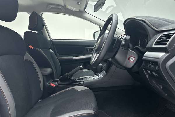 2016 Subaru XV 2.0i G4X thumb-12