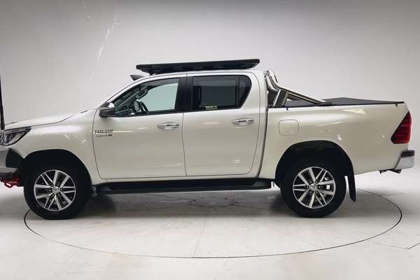 2020 Toyota Hilux SR5 GUN126R 4X4 thumb-4