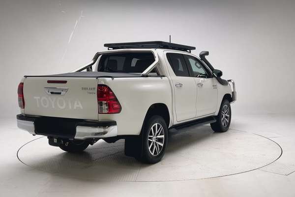 2020 Toyota Hilux SR5 GUN126R 4X4 thumb-7