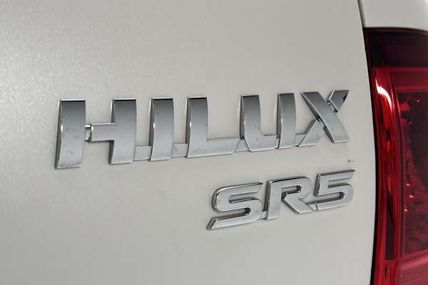 2020 Toyota Hilux SR5 GUN126R 4X4 thumb-21