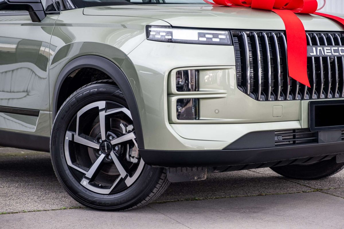 2025 OMODA JAECOO J7 Track