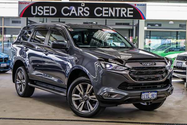 2023 Isuzu MU-X LS-T