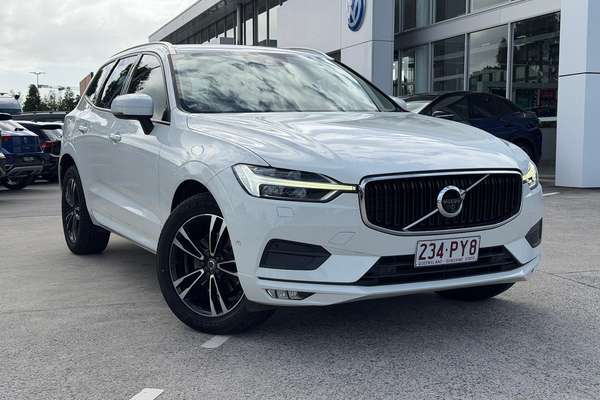 2020 Volvo XC60 D4 Momentum
