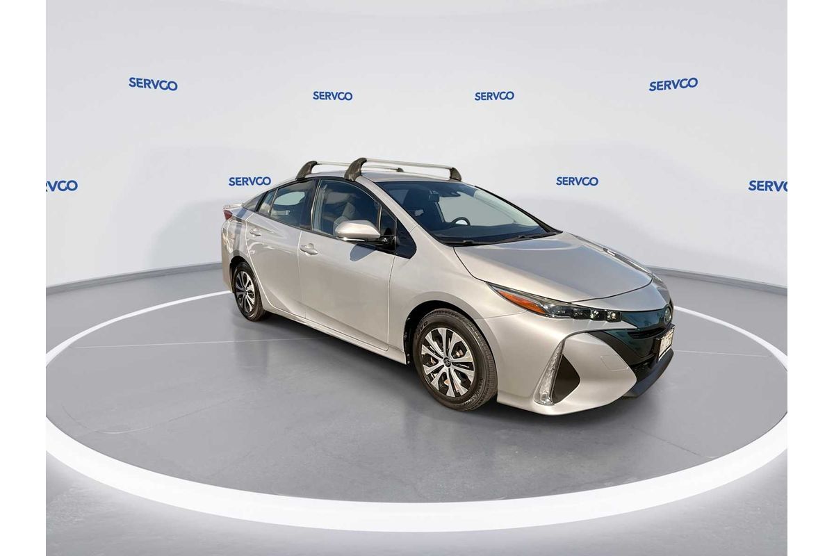 2020 Toyota Prius XLE
