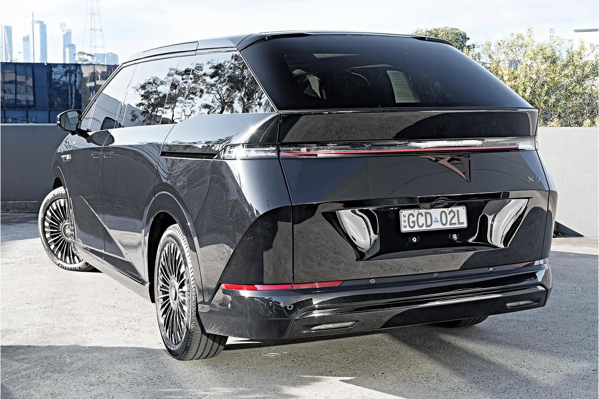 2026 XPENG X9 Standard Range