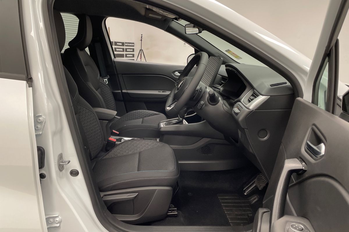 2025 Mitsubishi ASX LS XE