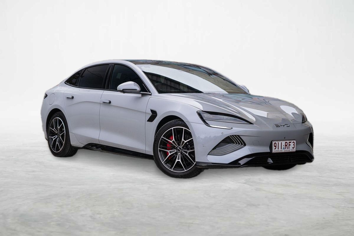 2025 BYD SEAL Performance