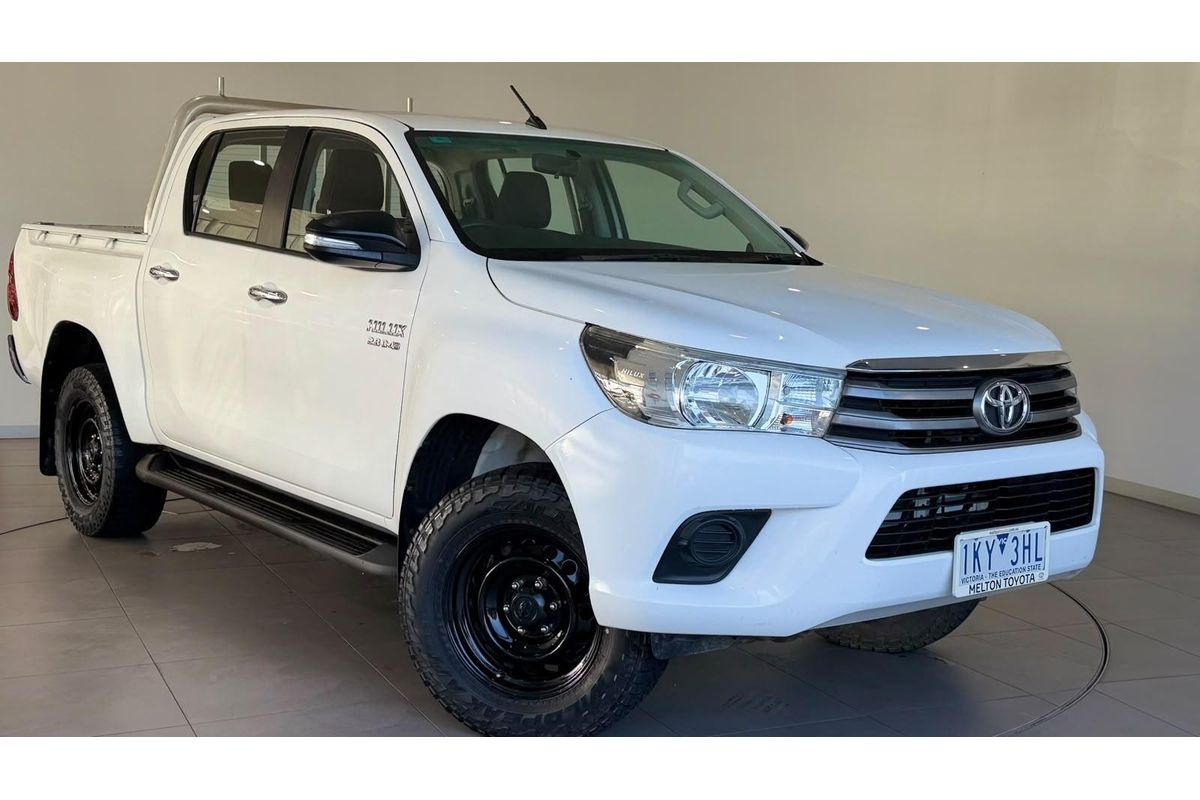 2017 Toyota Hilux SR GUN126R 4X4