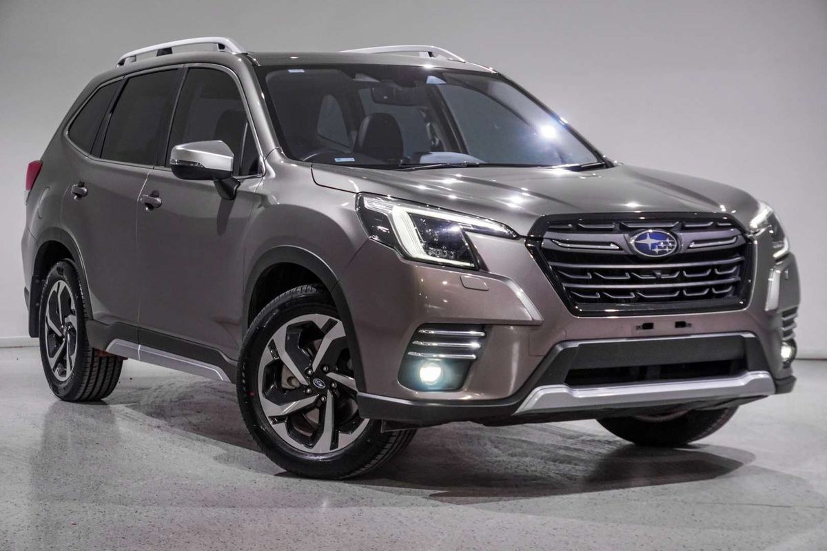 2022 Subaru Forester 2.5i-S S5
