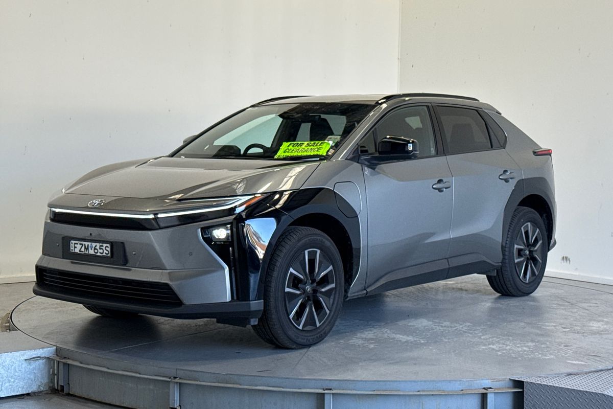 2026 Toyota bZ4X XEAM11R