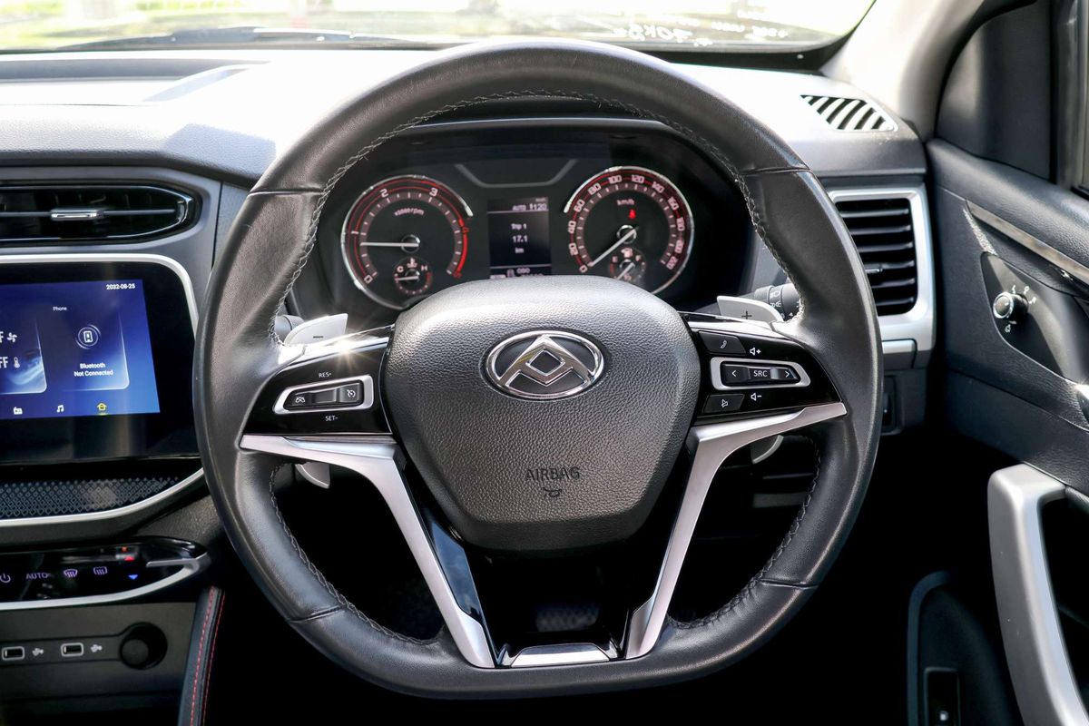 2023 LDV T60 Max LUXE SK8C 4X4 image 15