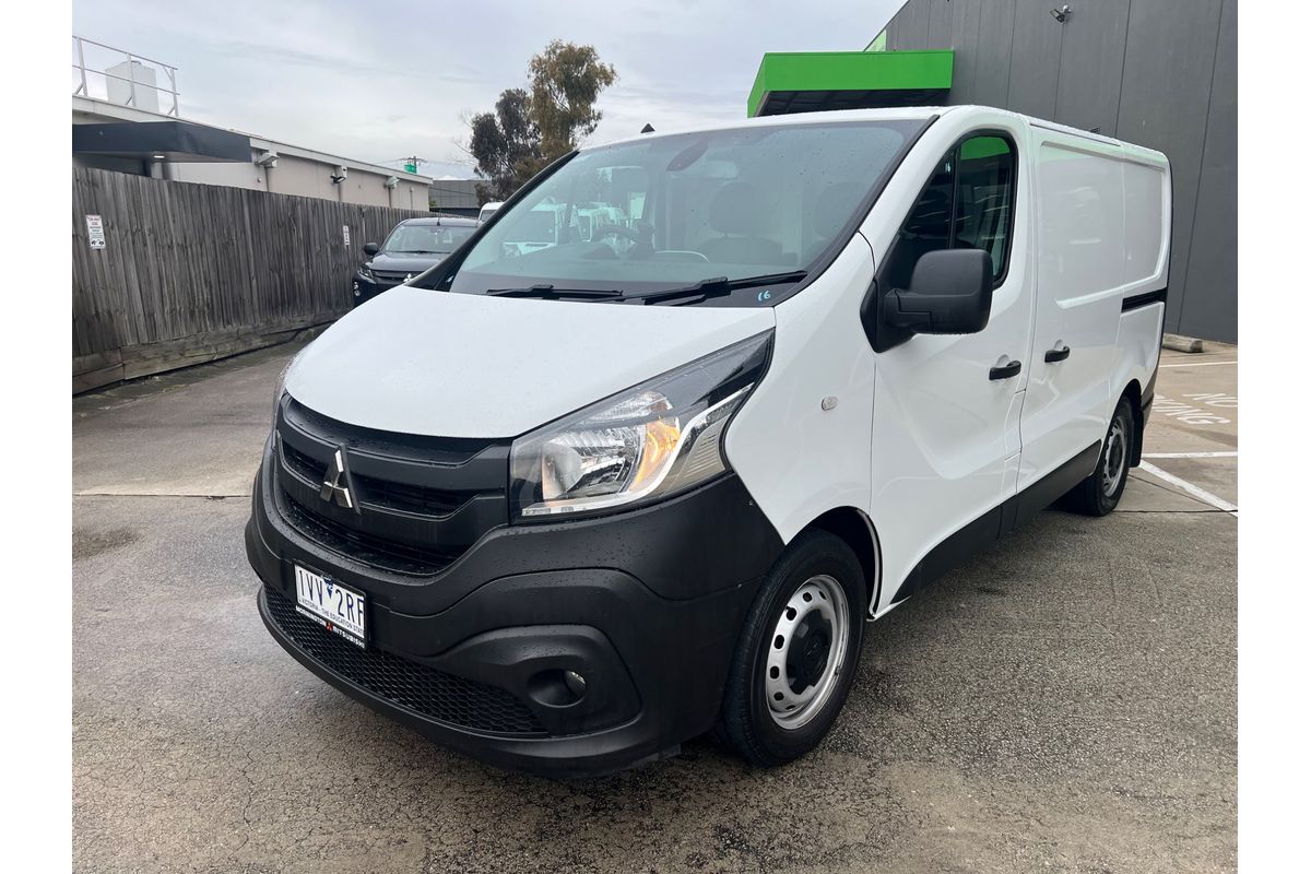 2021 Mitsubishi Express GLX SN SWB