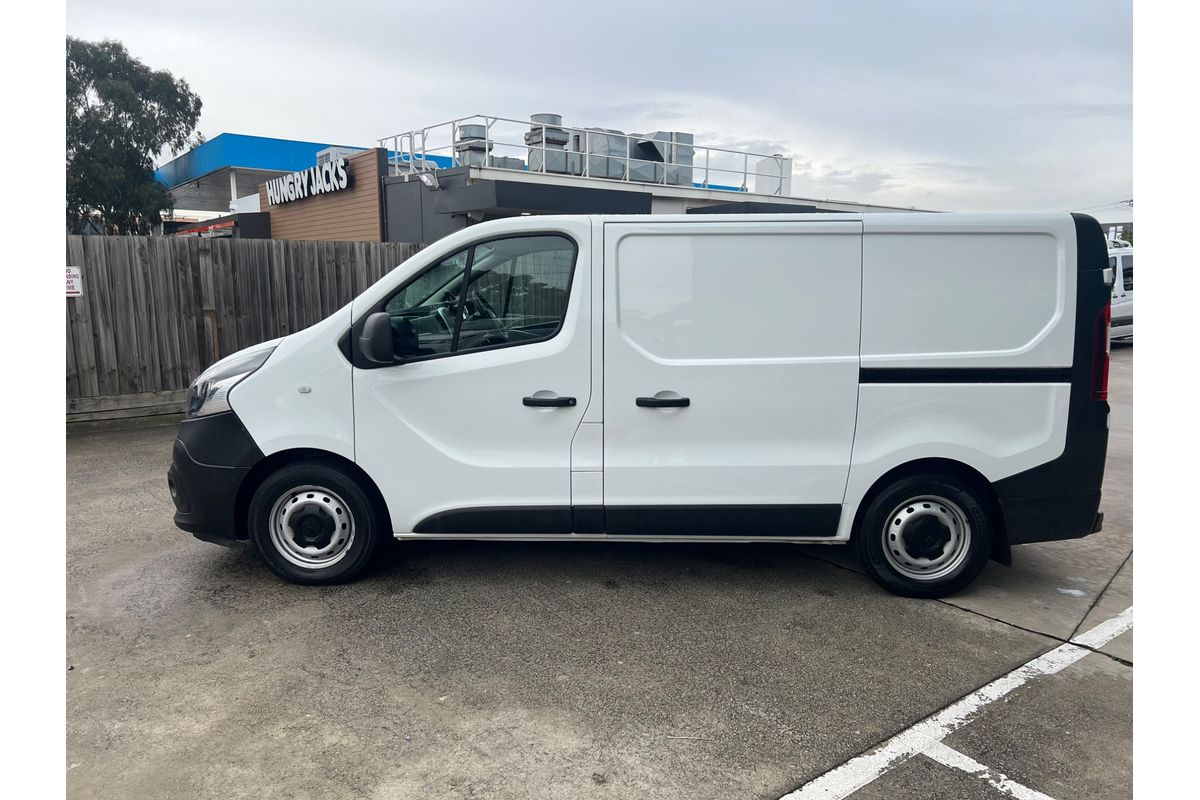 2021 Mitsubishi Express GLX SN SWB image 2