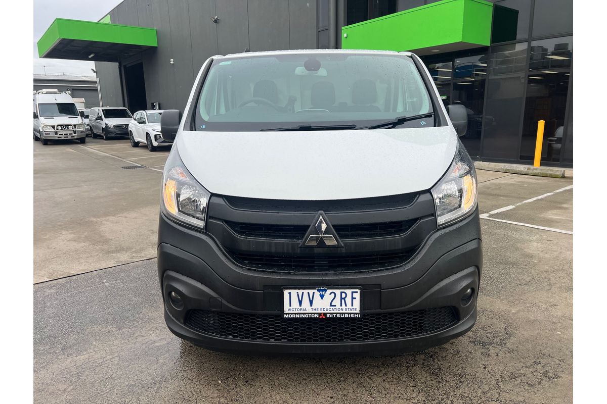2021 Mitsubishi Express GLX SN SWB image 13