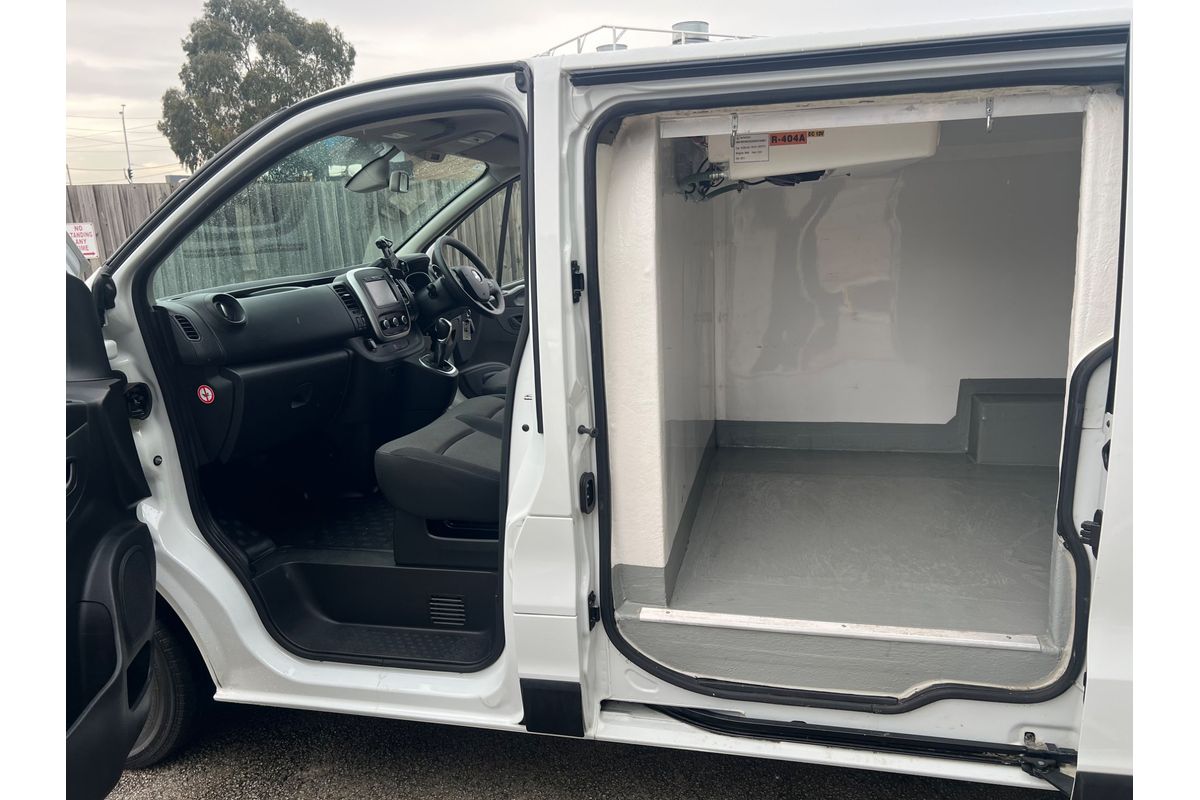 2021 Mitsubishi Express GLX SN SWB image 17