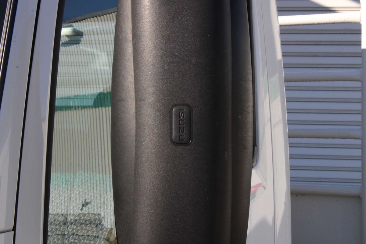 2022 Isuzu N Series NNR 45-150 4x2 MWB
