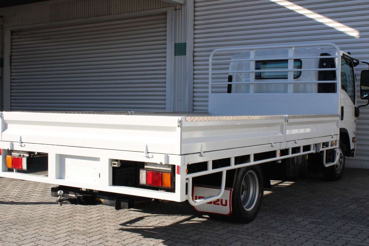 2022 Isuzu N Series NNR 45-150 4x2 MWB