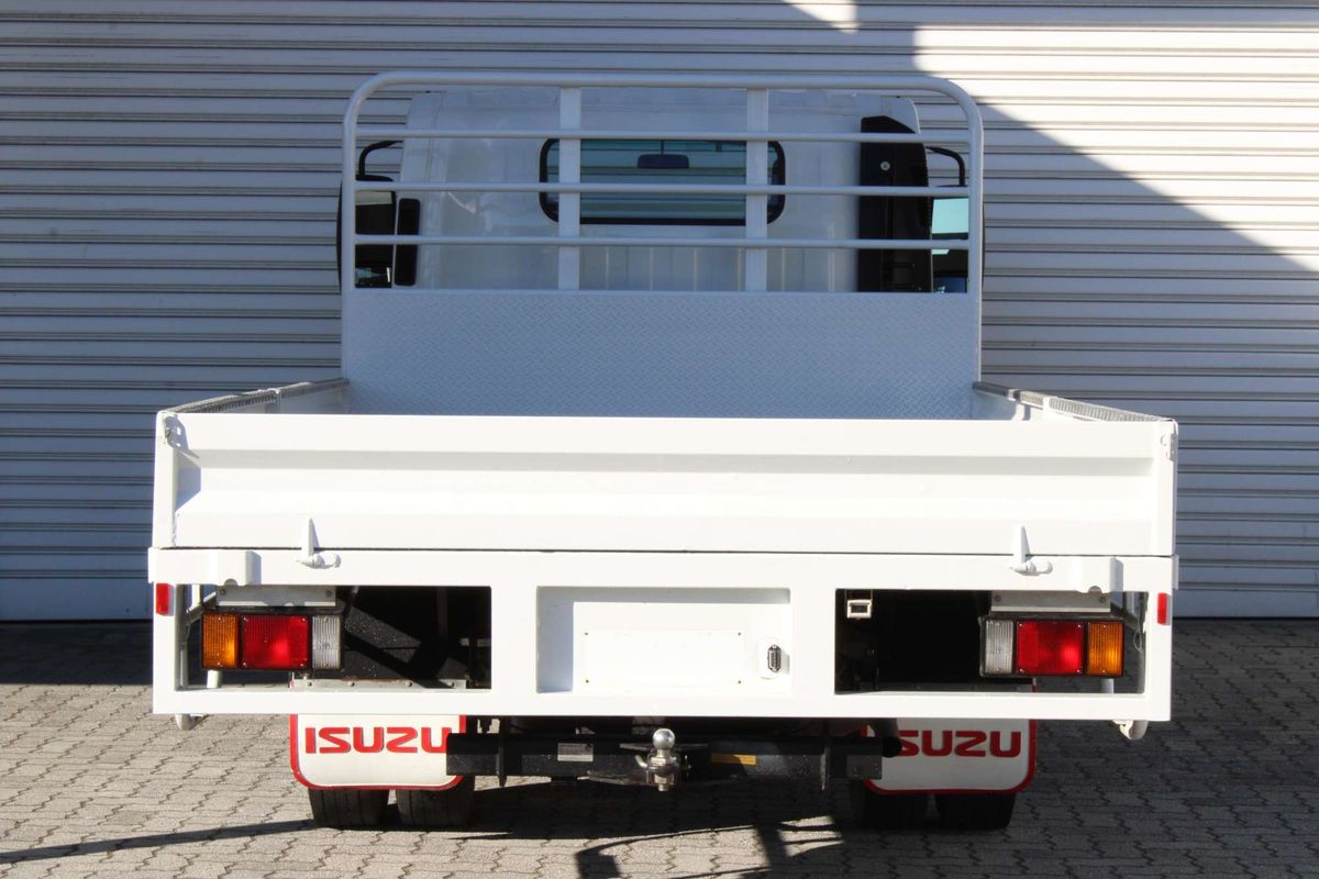 2022 Isuzu N Series NNR 45-150 4x2 MWB