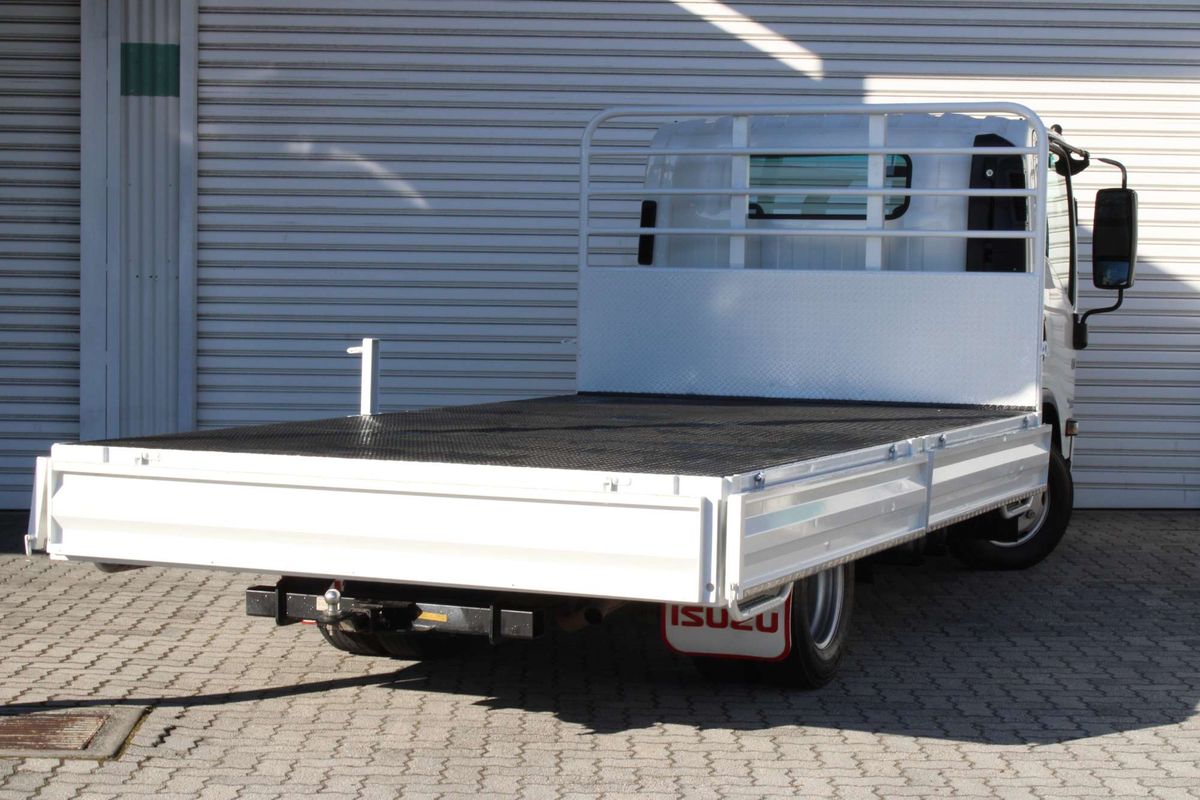 2022 Isuzu N Series NNR 45-150 4x2 MWB