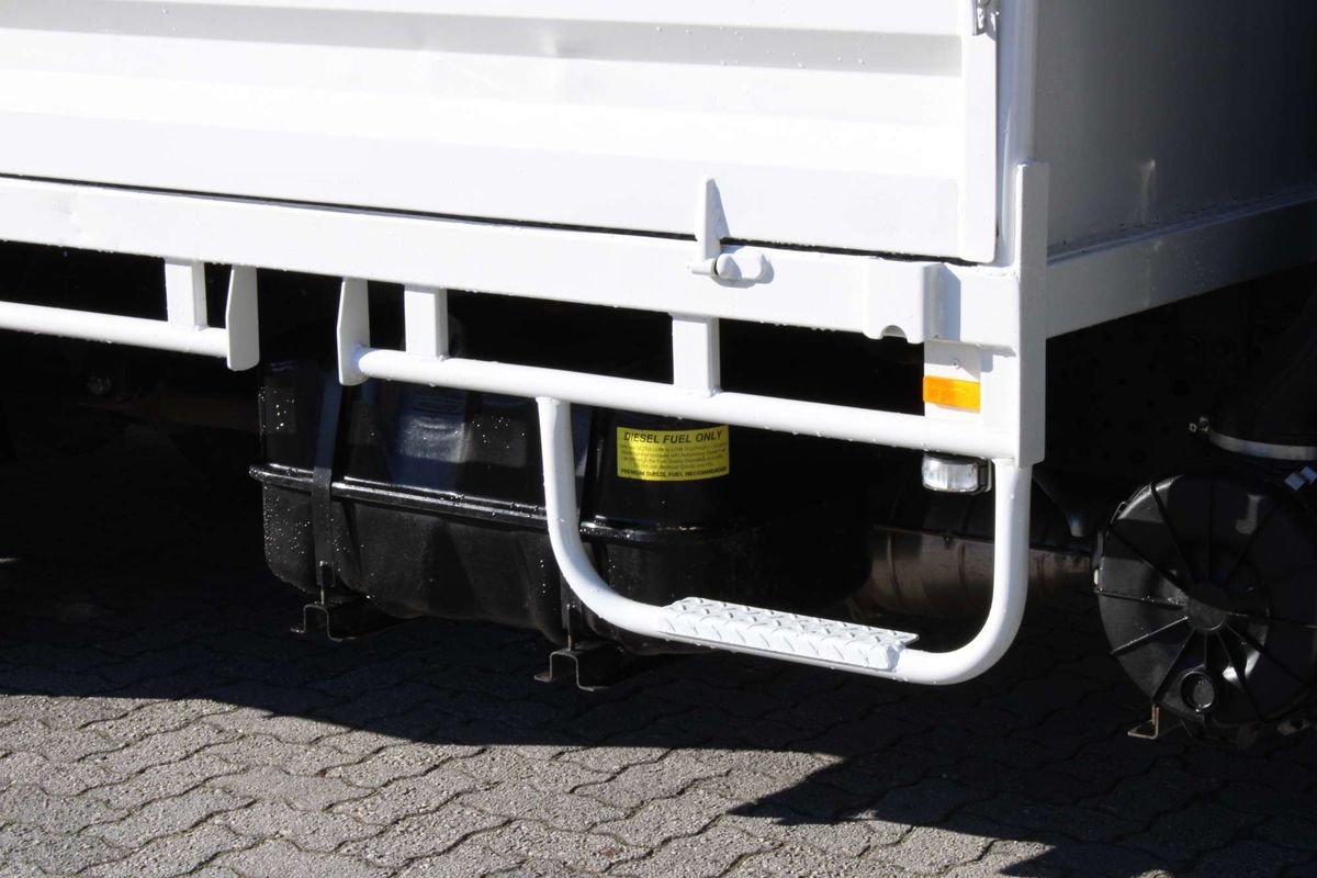 2022 Isuzu N Series NNR 45-150 4x2 MWB