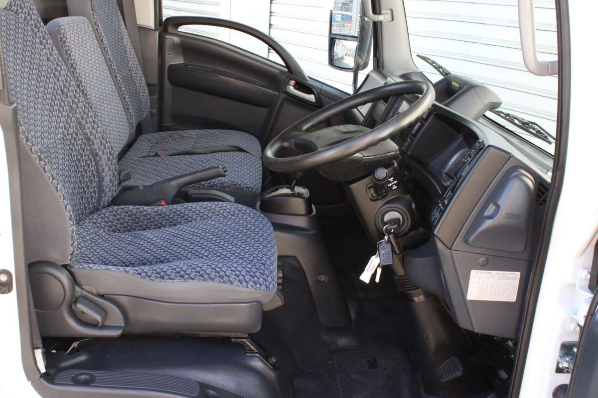 2022 Isuzu N Series NNR 45-150 4x2 MWB