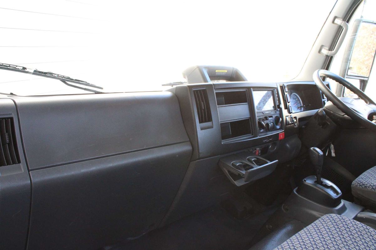 2022 Isuzu N Series NNR 45-150 4x2 MWB