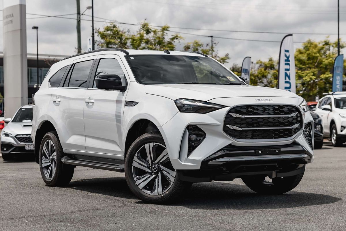 2026 Isuzu MU-X X-TERRAIN