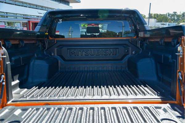 2025 Mitsubishi Triton GSR MV 4X4 thumb-18