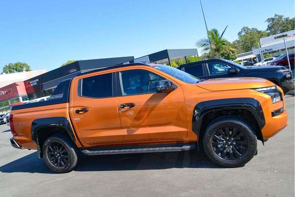 2025 Mitsubishi Triton GSR MV 4X4 thumb-4
