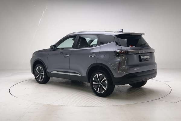 2025 Chery Tiggo 4 Pro Urban thumb-5