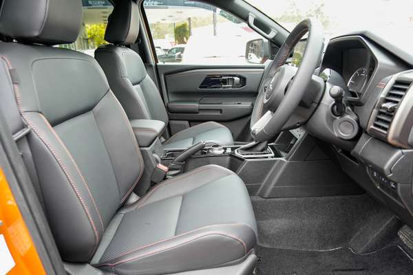 2025 Mitsubishi Triton GSR Special Edition MV 4X4 thumb-9