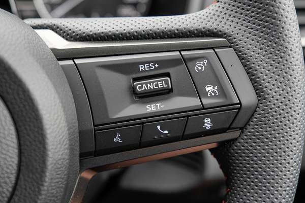2025 Mitsubishi Triton GSR Special Edition MV 4X4 thumb-12