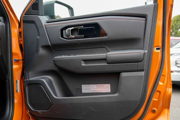 2025 Mitsubishi Triton GSR Special Edition MV 4X4 thumb-16