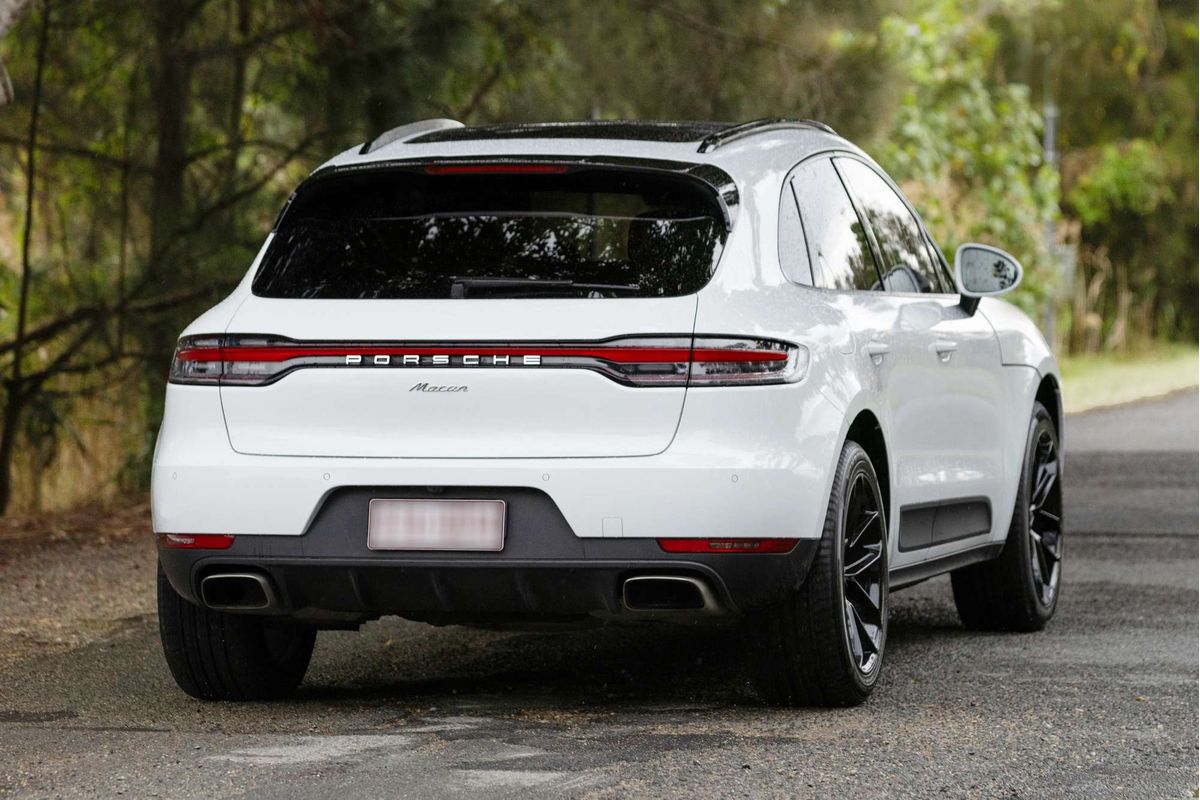 2021 Porsche Macan 95B