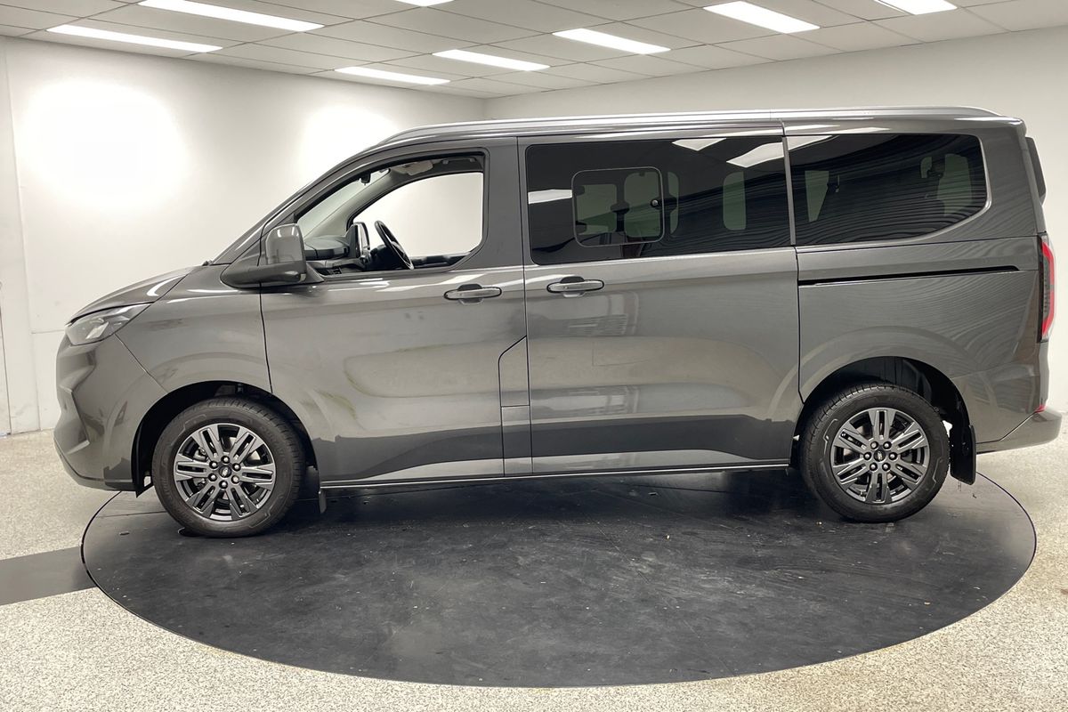 2024 Ford Tourneo Titanium X AV SWB