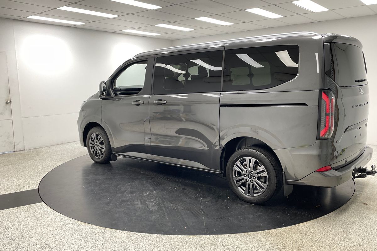 2024 Ford Tourneo Titanium X AV SWB