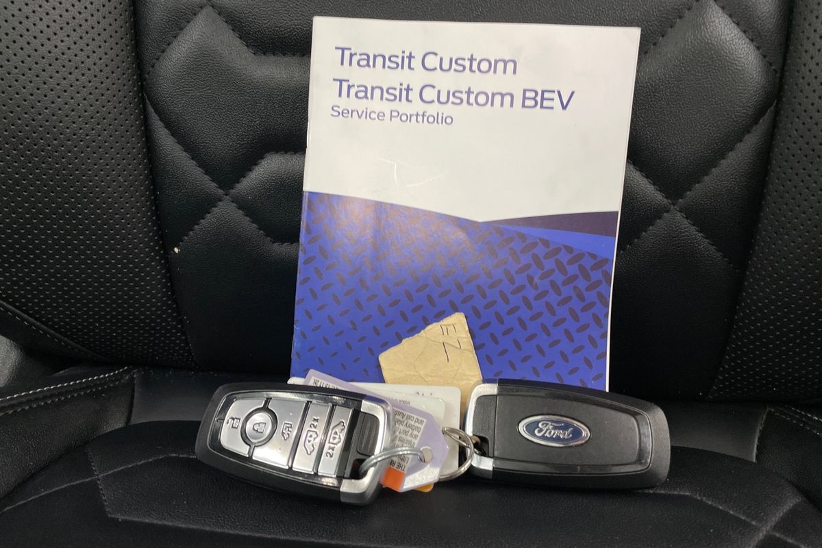 2024 Ford Tourneo Titanium X AV SWB