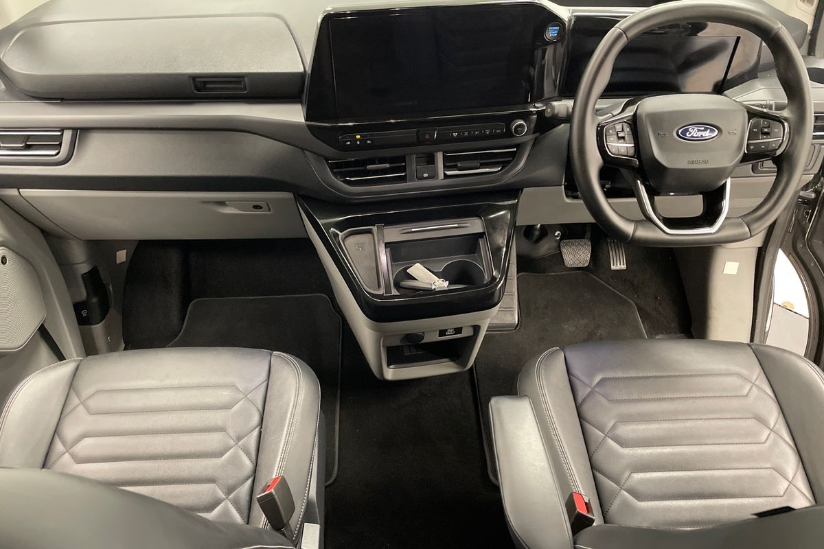 2024 Ford Tourneo Titanium X AV SWB
