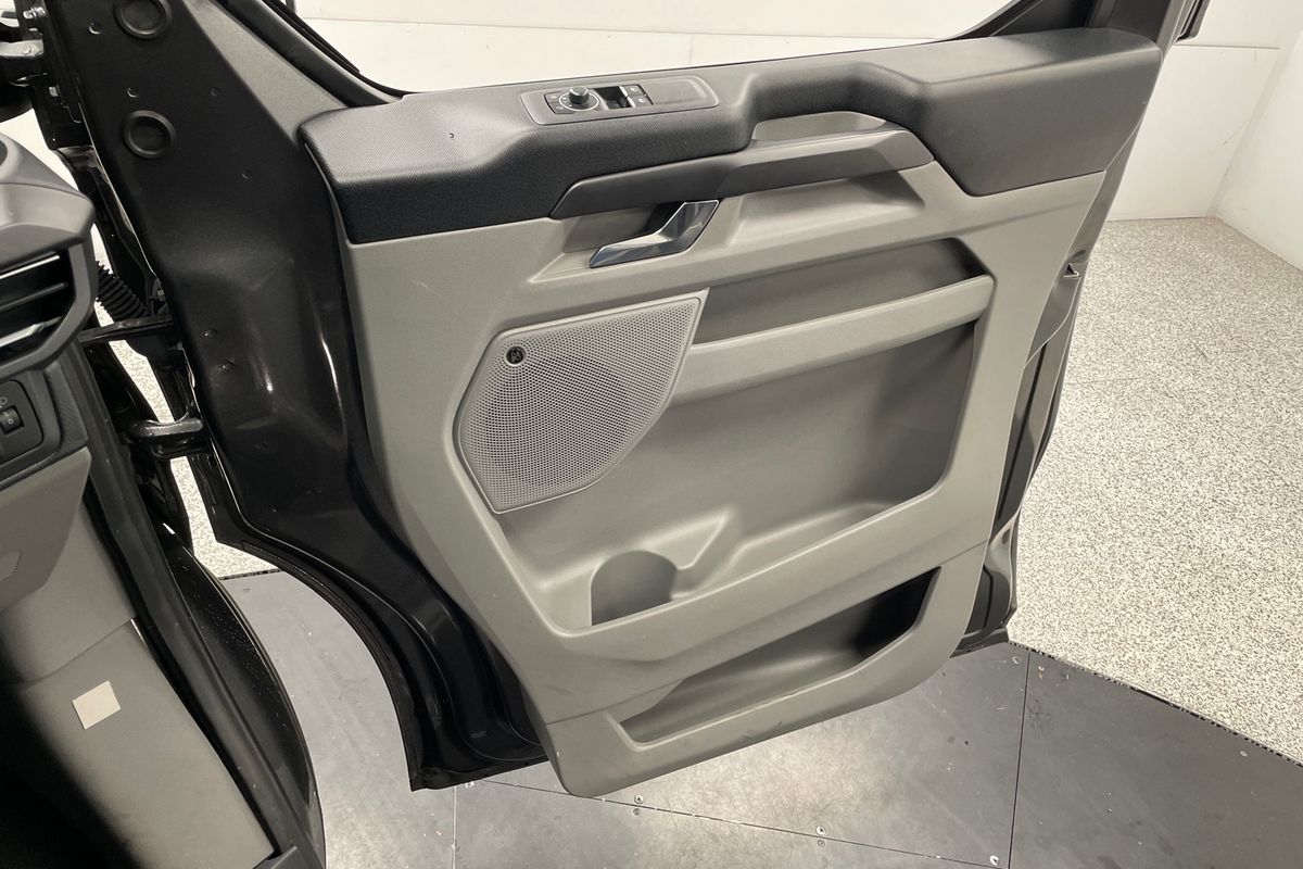 2024 Ford Tourneo Titanium X AV SWB