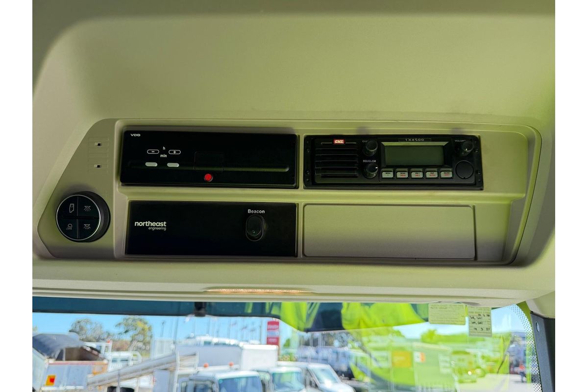2023 IVECO S-Way As 530 image 12