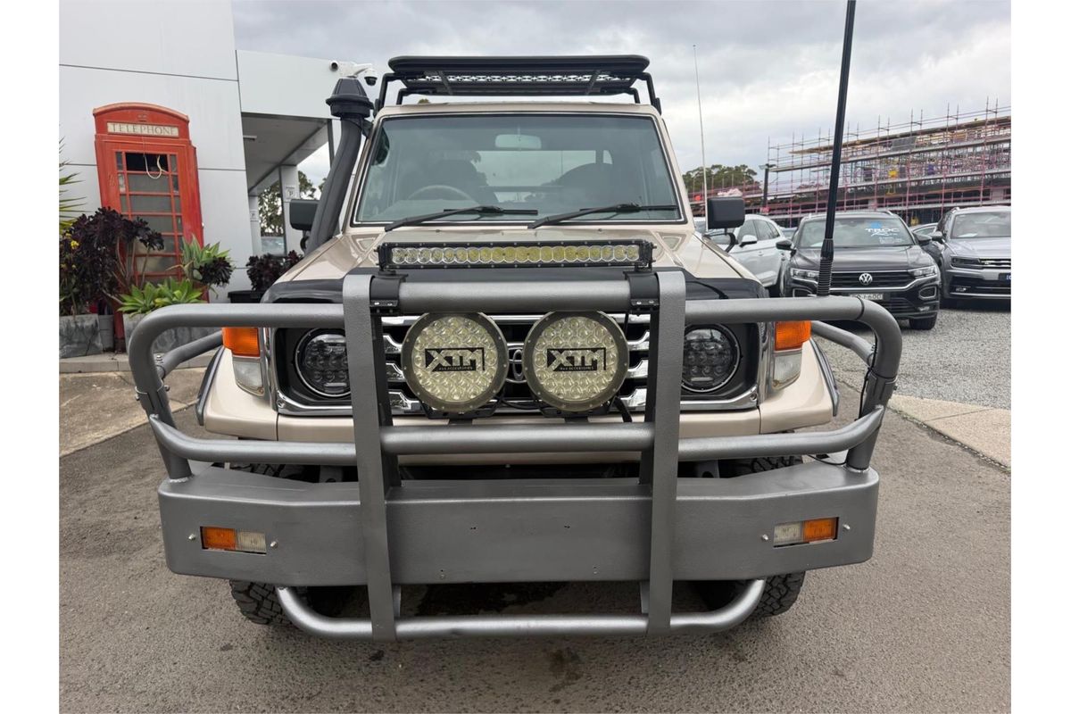 2004 Toyota Landcruiser RV HDJ79R 4X4