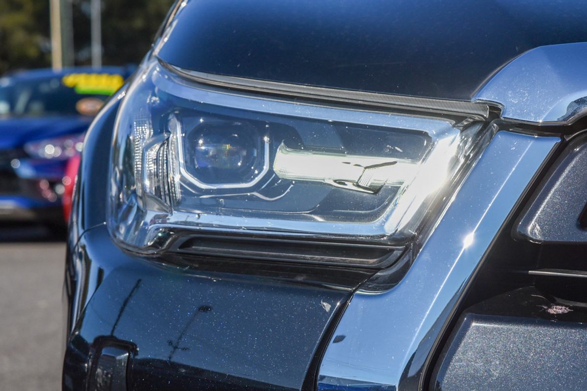 2021 Toyota Hilux SR5 GUN126R 4X4