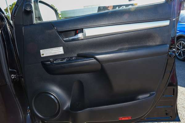 2021 Toyota Hilux SR5 GUN126R 4X4 thumb-14