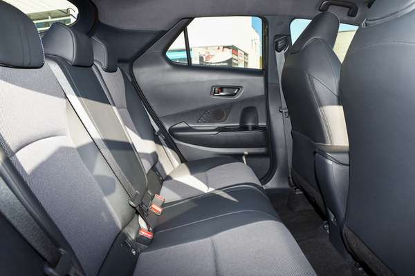2024 Toyota C-HR Koba ZYX20R thumb-8