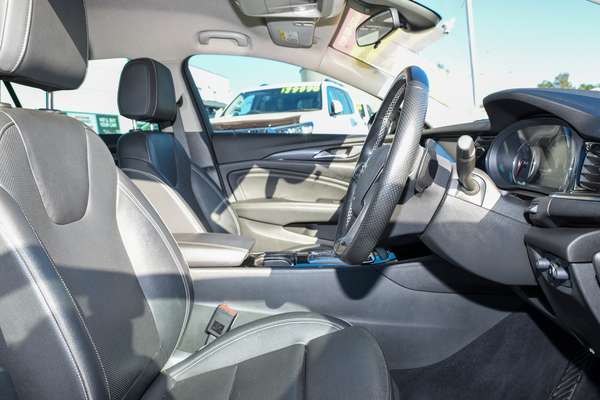 2018 Holden Commodore RS-V ZB thumb-9