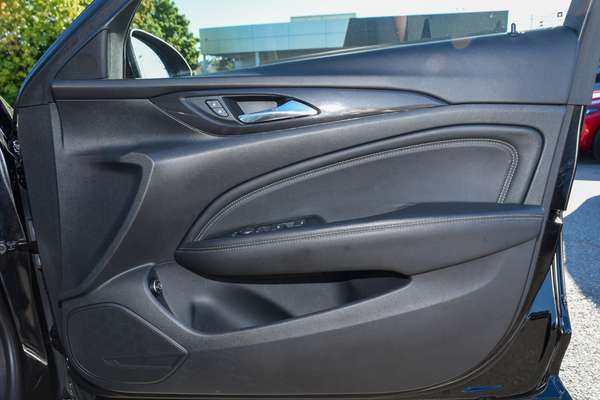 2018 Holden Commodore RS-V ZB thumb-15