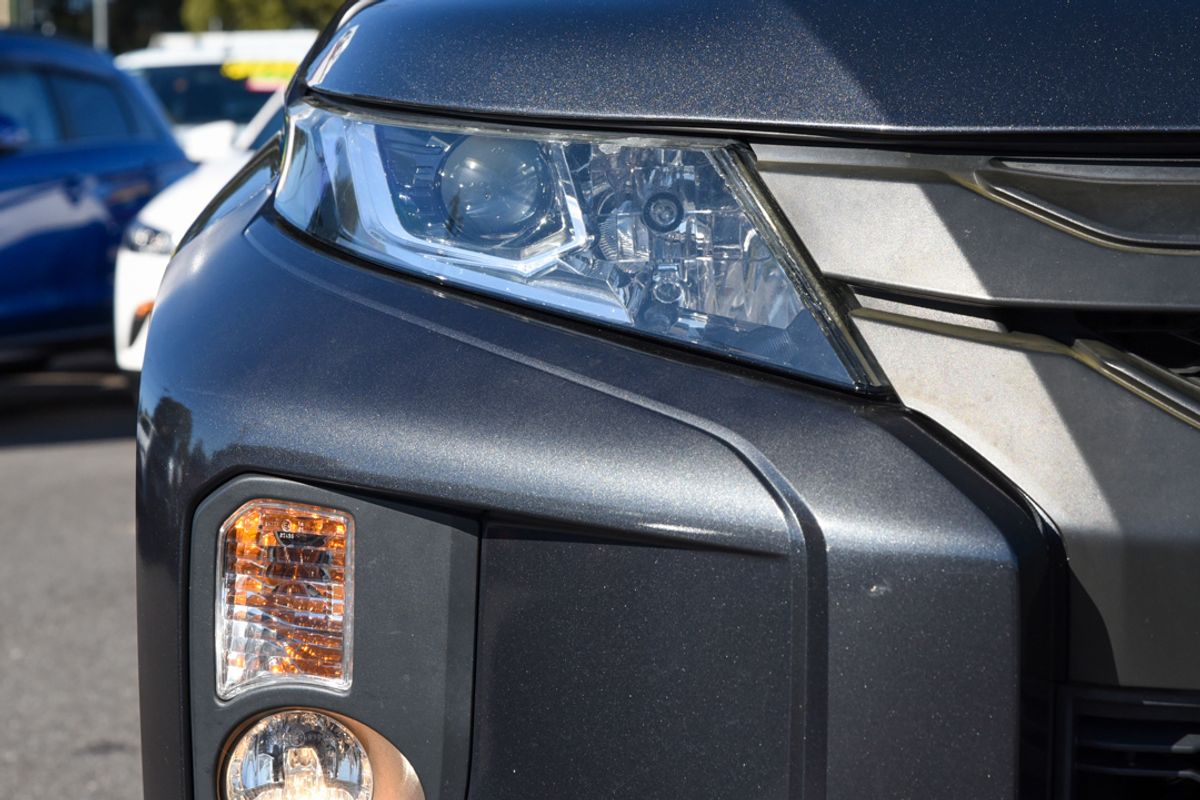 2019 Mitsubishi Triton GLX MR 4X4