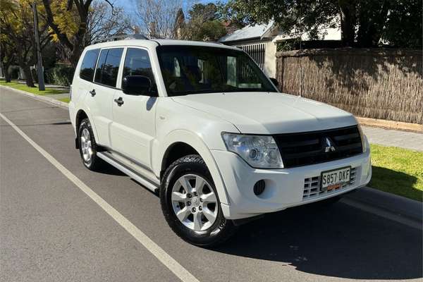 2012 Mitsubishi Pajero GLX LWB (4x4) NW MY13